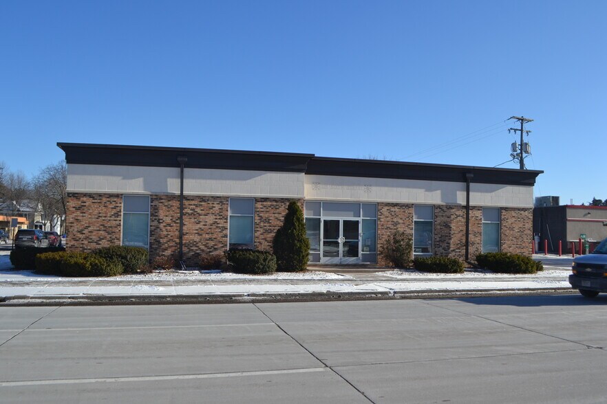 Primary Photo Of 115 N 6th St, Wausau Medical For Lease