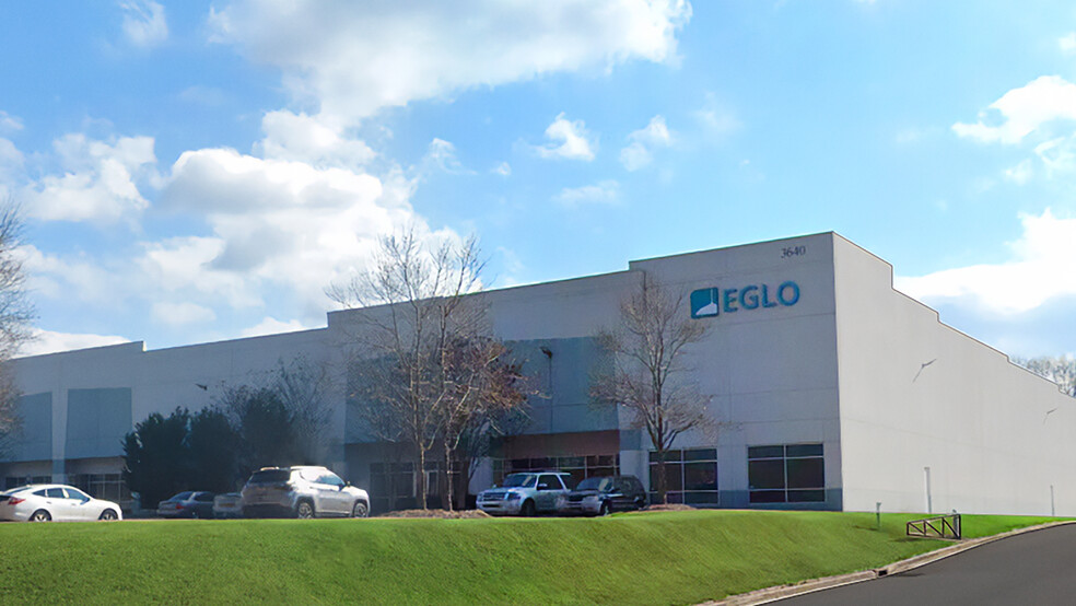 Primary Photo Of 3640 Royal South Pky, Atlanta Warehouse For Lease