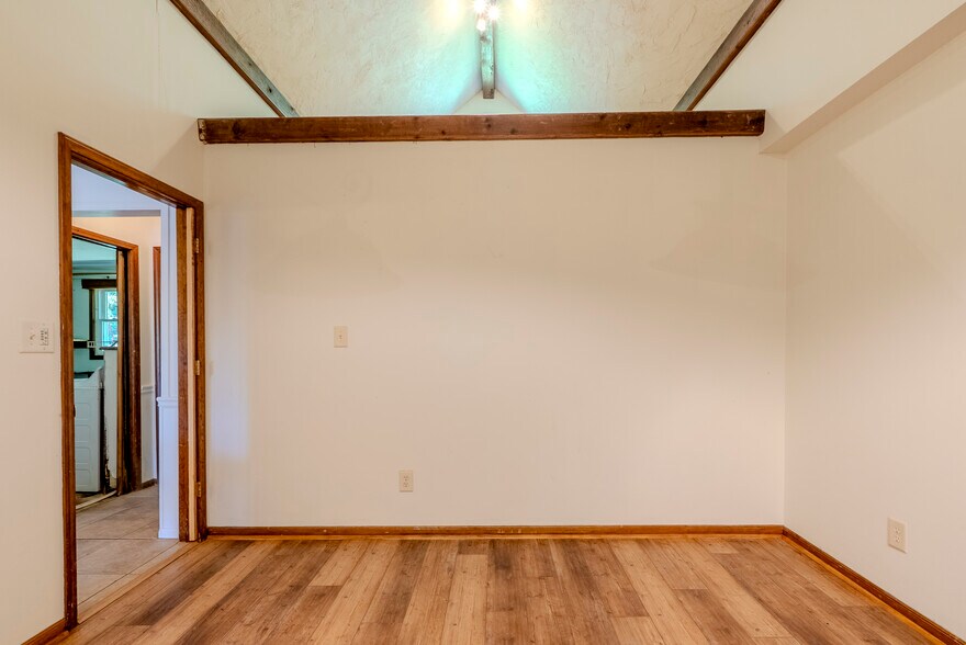 More Photos Of 8356 Sylva Rd, Franklin Office For Sale