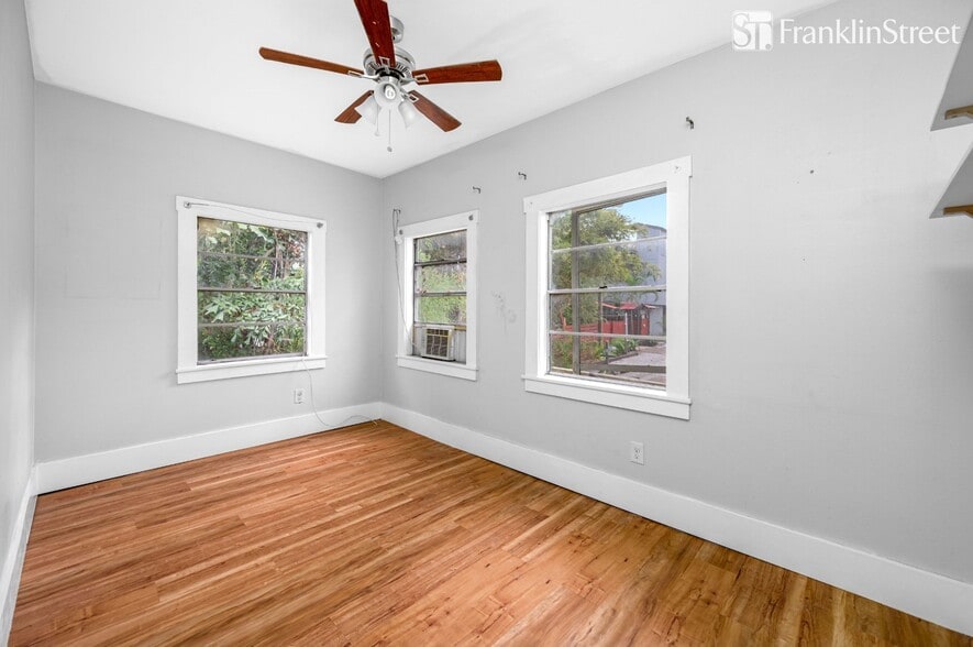 More Photos Of 714 E Hollywood St, Tampa Apartments For Sale