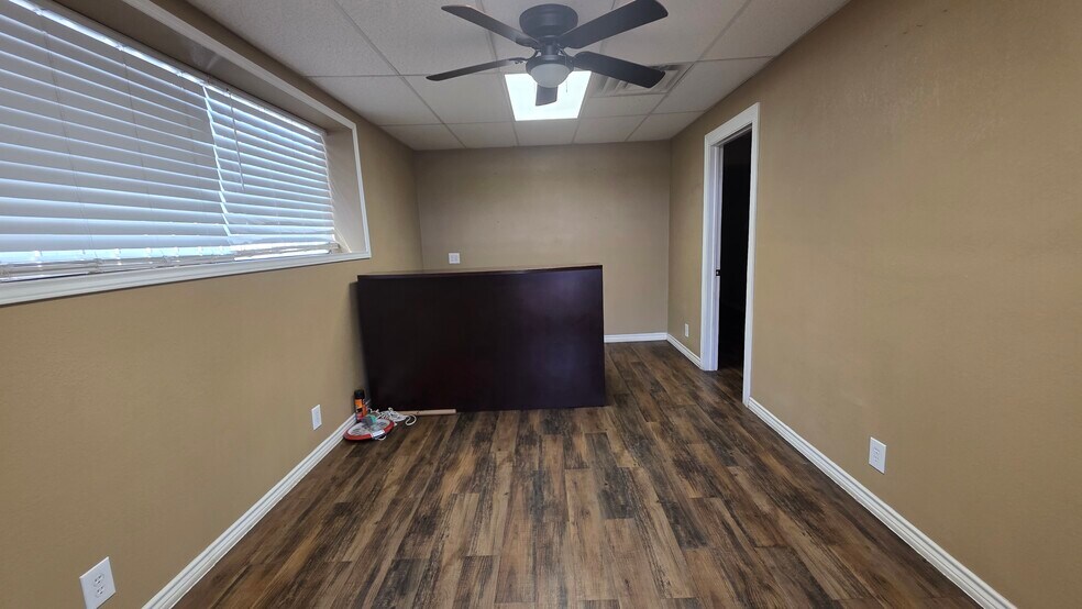 More Photos Of 3351 Westover Dr, Odessa Service For Sale