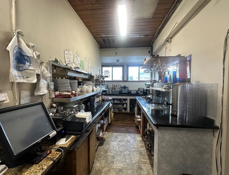 More Photos Of 400 Pacific Ave N, Long Beach Restaurant For Sale