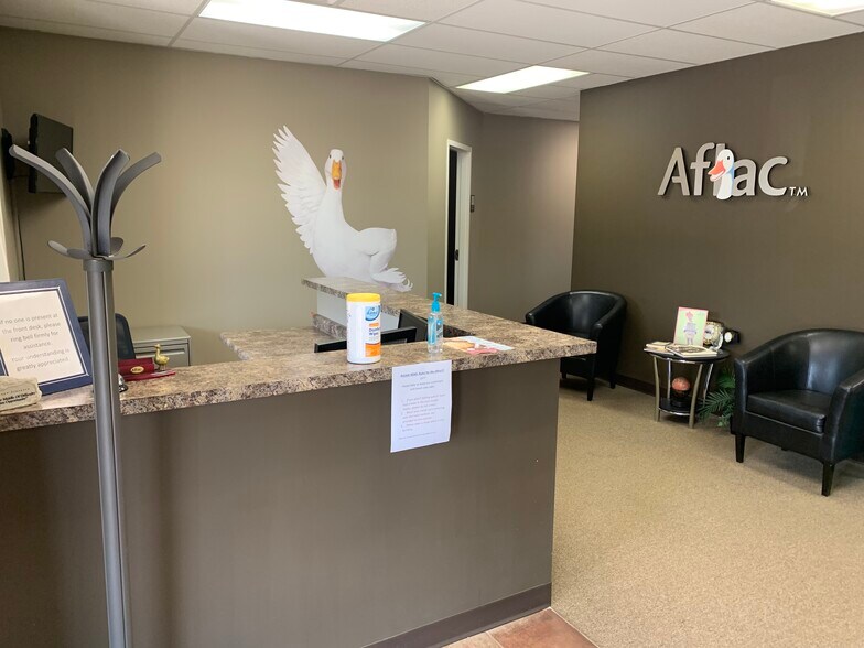 More Photos Of 1001 N Hickory Rd, South Bend Office For Lease