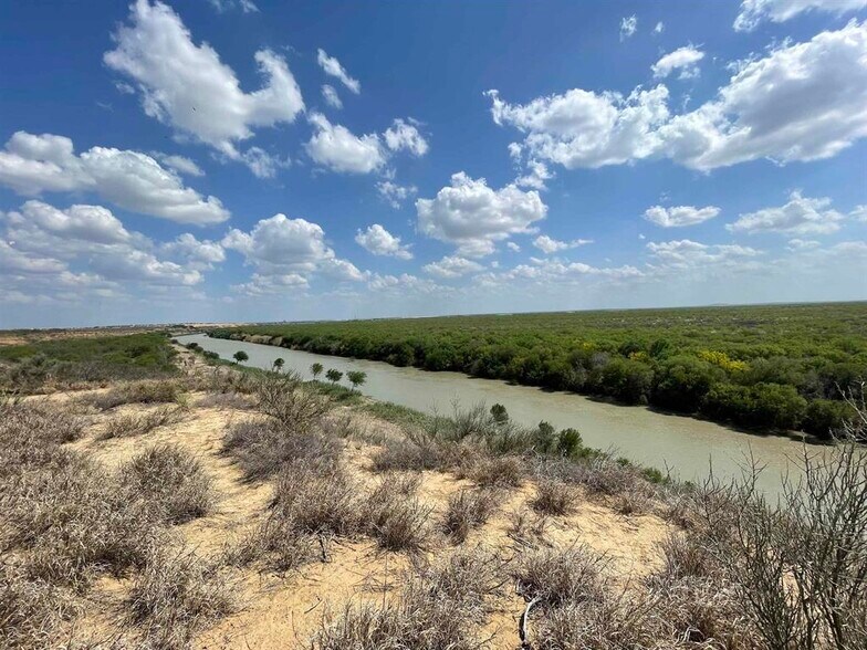 More Photos Of 79 acres, Laredo Land For Sale