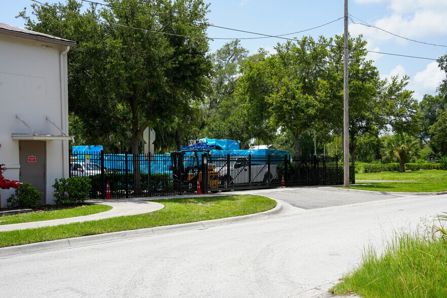 More Photos Of 1100 S French Ave, Sanford Freestanding For Lease