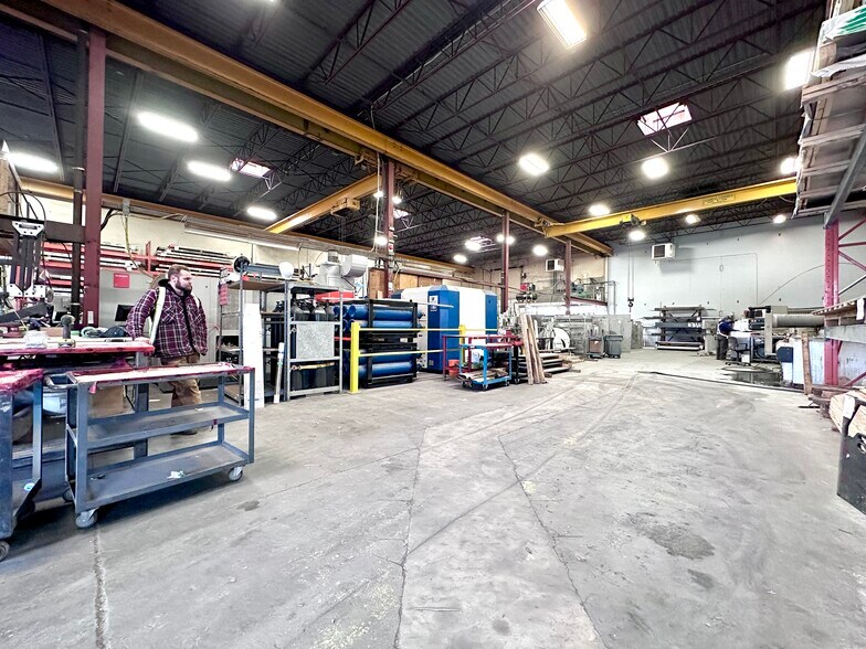 More Photos Of 1071 Eburne Pl, Richmond Manufacturing For Lease