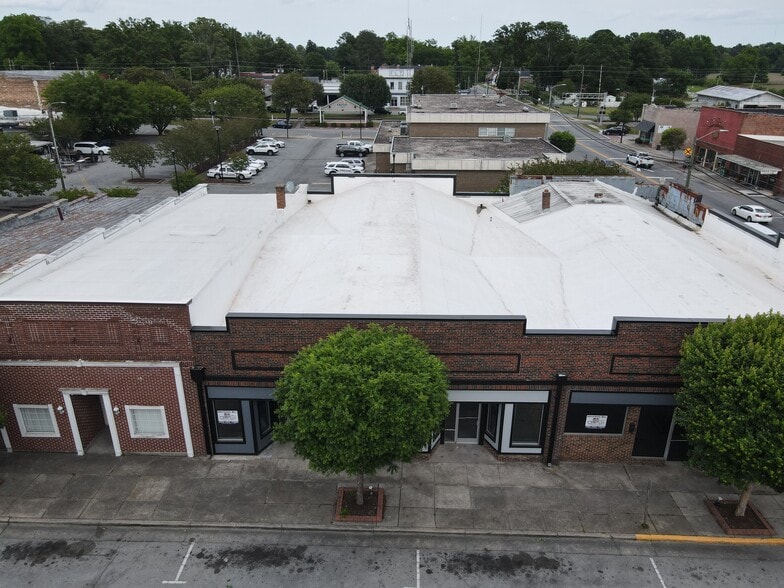 More Photos Of 4267 Lee St, Ayden Freestanding For Lease