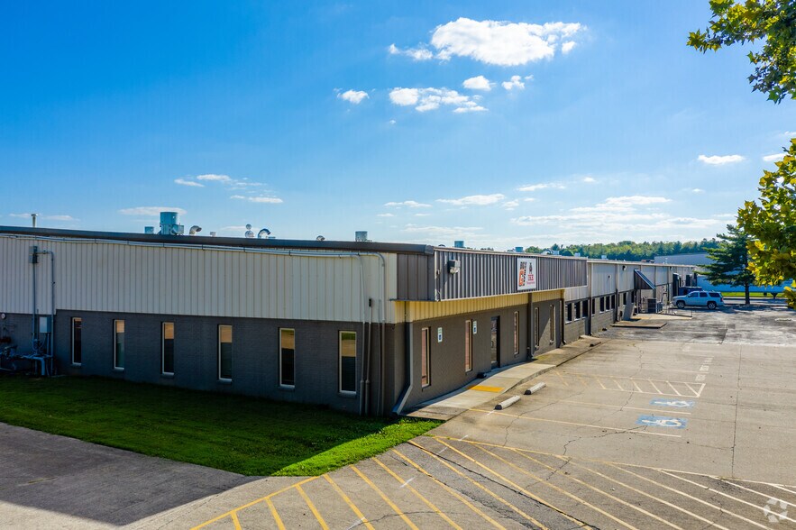 More Photos Of 880 Butler Dr, Murfreesboro Warehouse For Lease