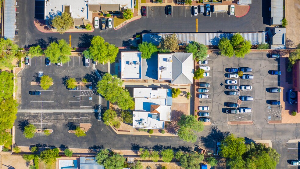 More Photos Of 3075 N Swan Rd, Tucson Office For Lease