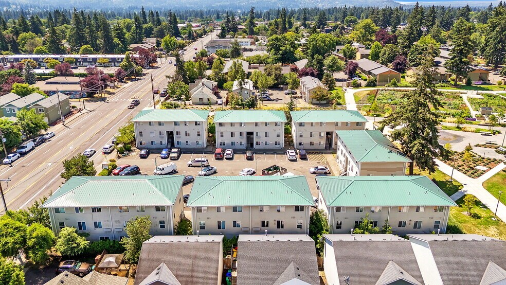 More Photos Of 1901-1943 SE 122nd Ave, Portland Apartments For Sale