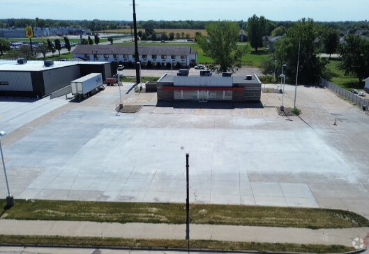 More Photos Of 1554 Broad St, Story City Convenience Store For Sale