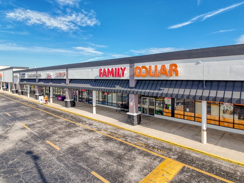 More Photos Of 3312-3440 U.S. Hwy 19, Holiday Unknown For Lease