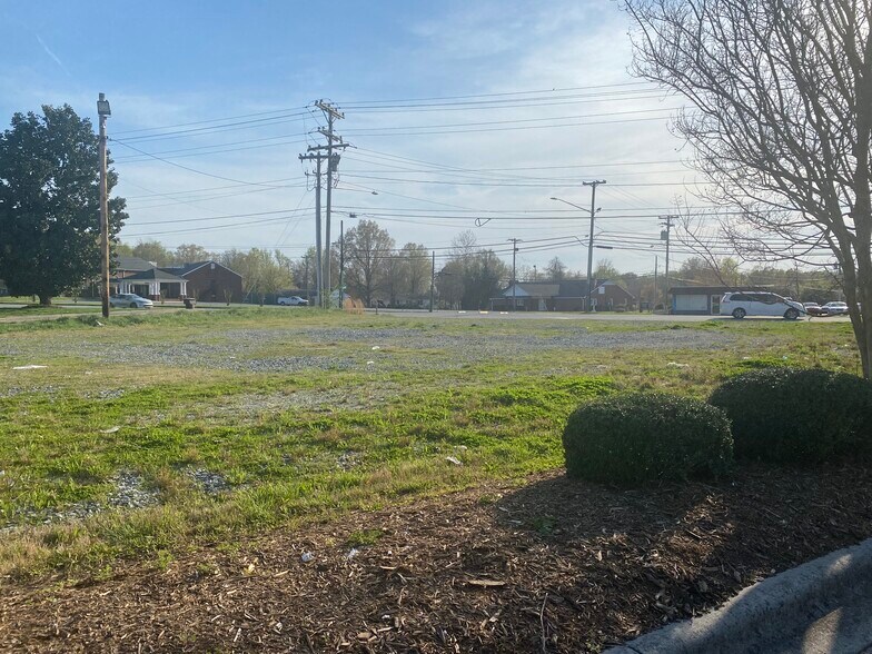 More Photos Of 3300 N Main St, High Point Land For Sale