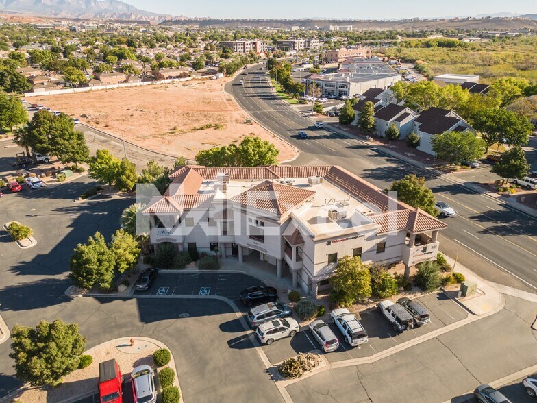 More Photos Of 393 E Riverside Dr, Saint George Loft Creative Space For Lease