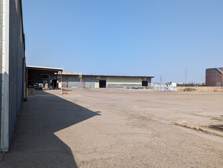 More Photos Of 3801 Standard St, Bakersfield Manufacturing For Sale
