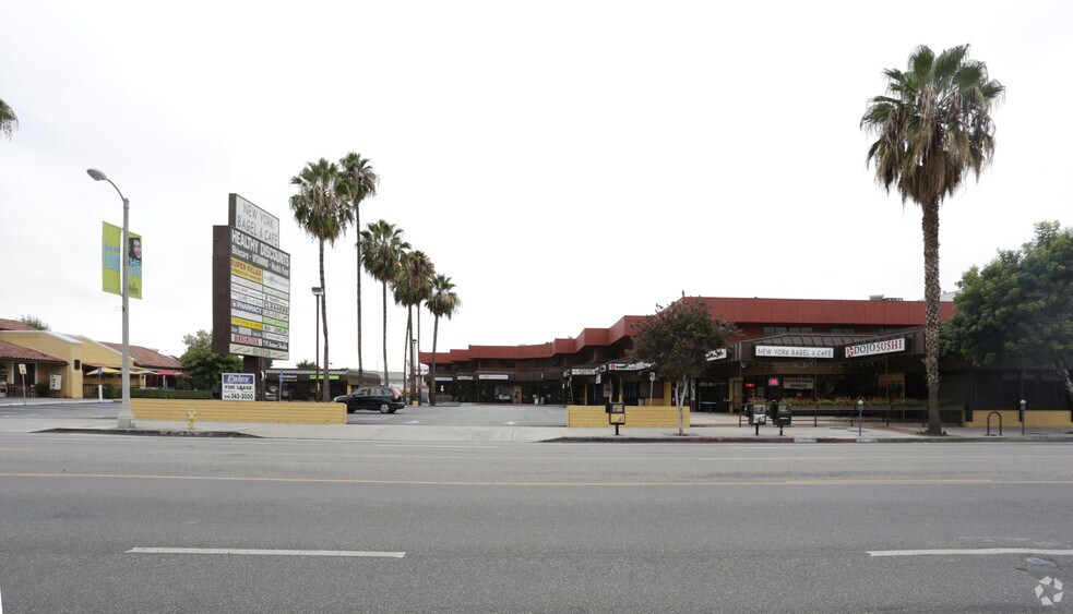 More Photos Of 14423-14431 Ventura Blvd, Sherman Oaks Restaurant For Lease