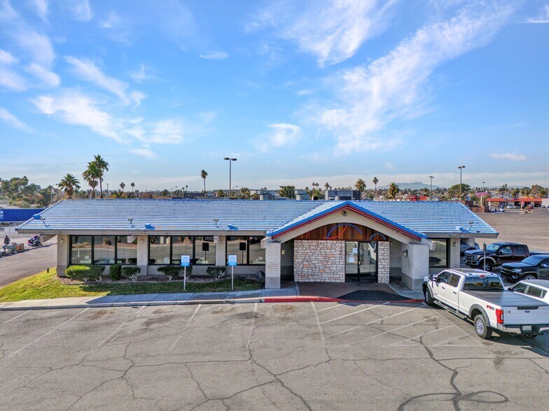 Primary Photo Of 4860 Boulder Hwy, Las Vegas Restaurant For Sale