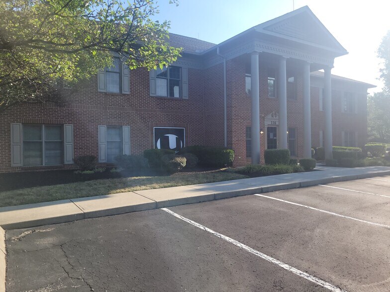 More Photos Of 116 County Line Rd W, Westerville Loft Creative Space For Lease