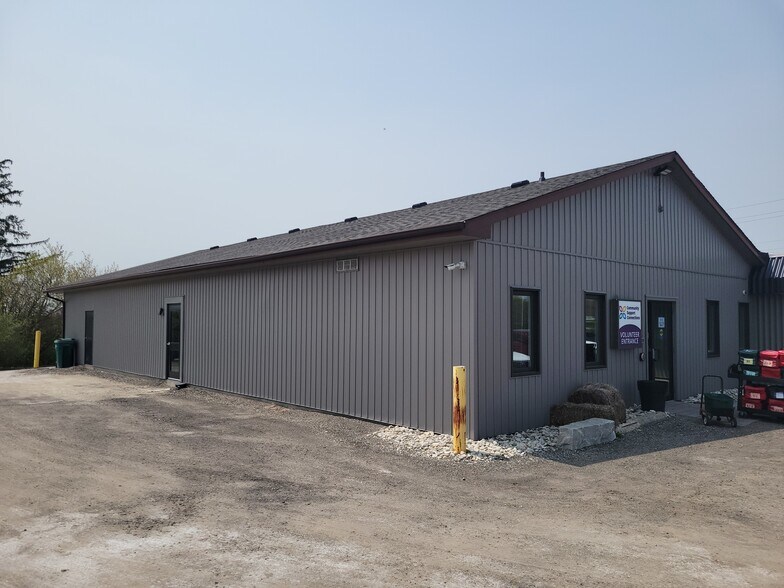 More Photos Of 61 Woolwich St, Breslau Office For Sale