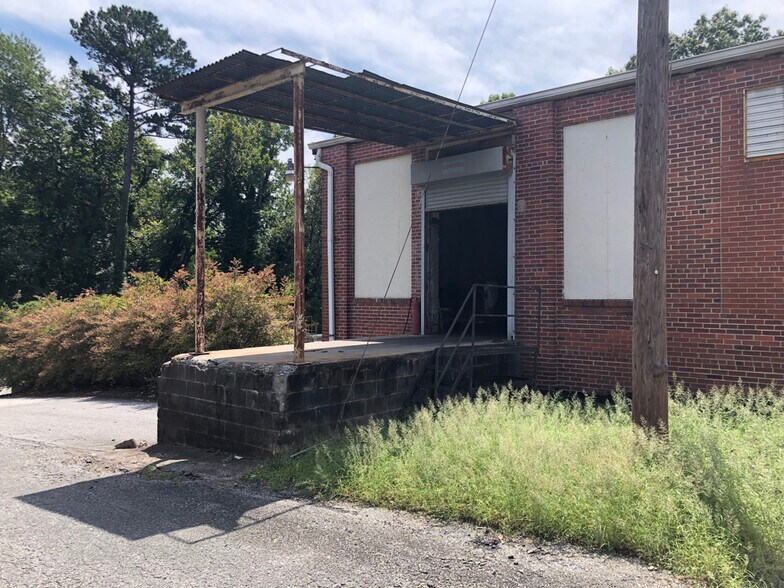 More Photos Of 409 Morgan St, Valdese Distribution For Sale