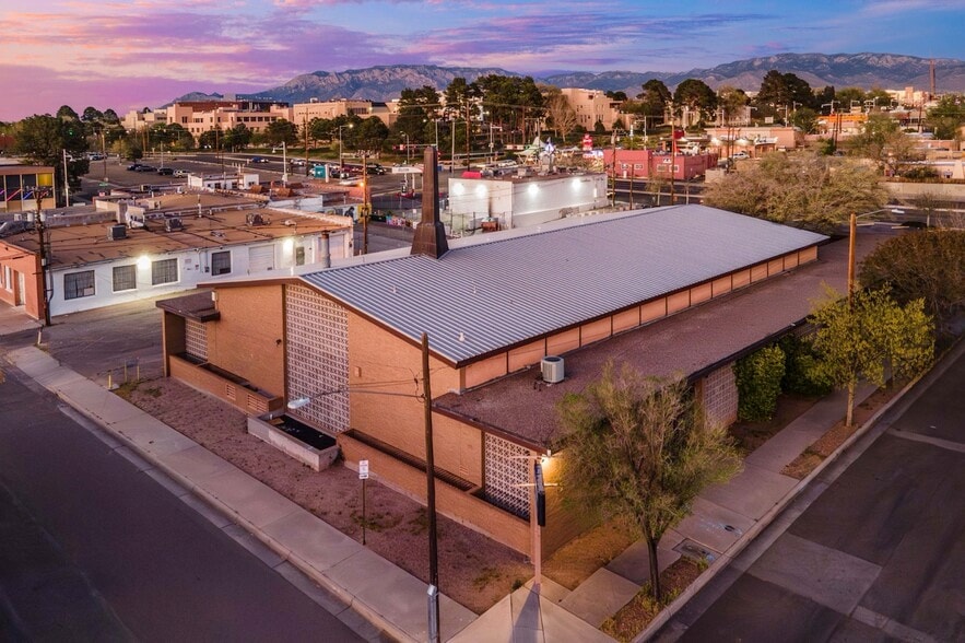 More Photos Of 111 University SE Blvd, Albuquerque Specialty For Sale