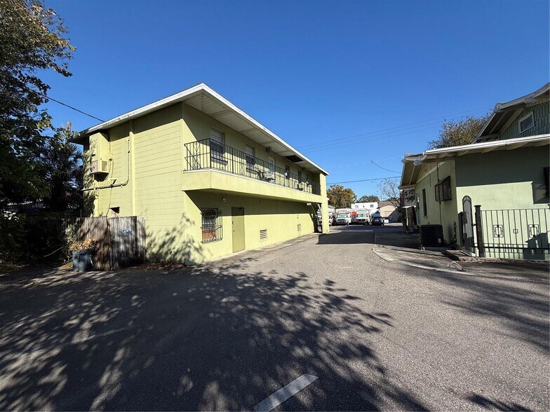 More Photos Of 5610 N Nebraska Ave, Tampa Office For Sale