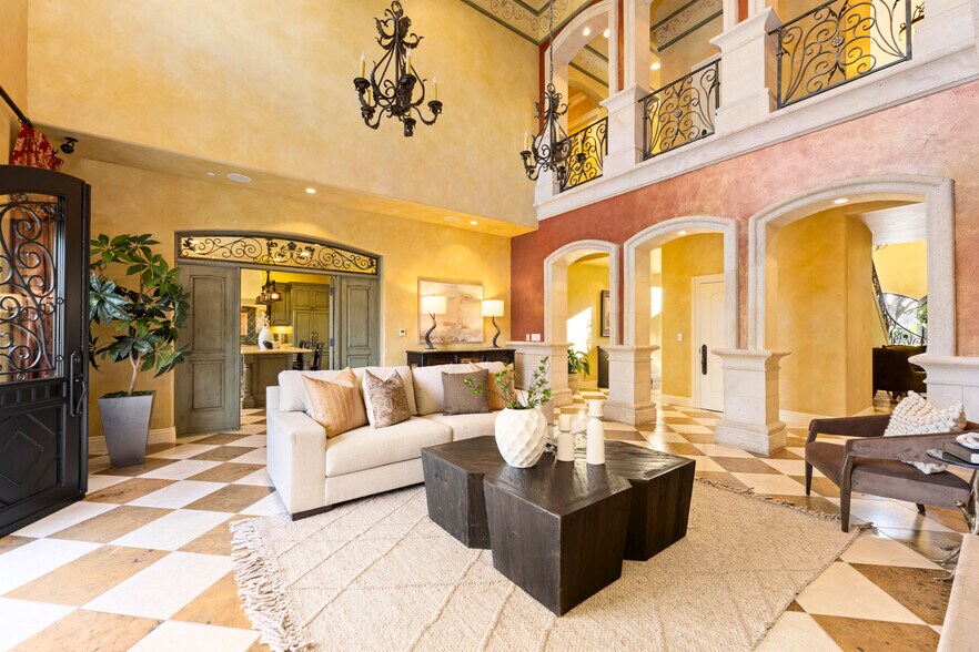 More Photos Of 1210 Arden Hills Ln, Sacramento Specialty For Sale