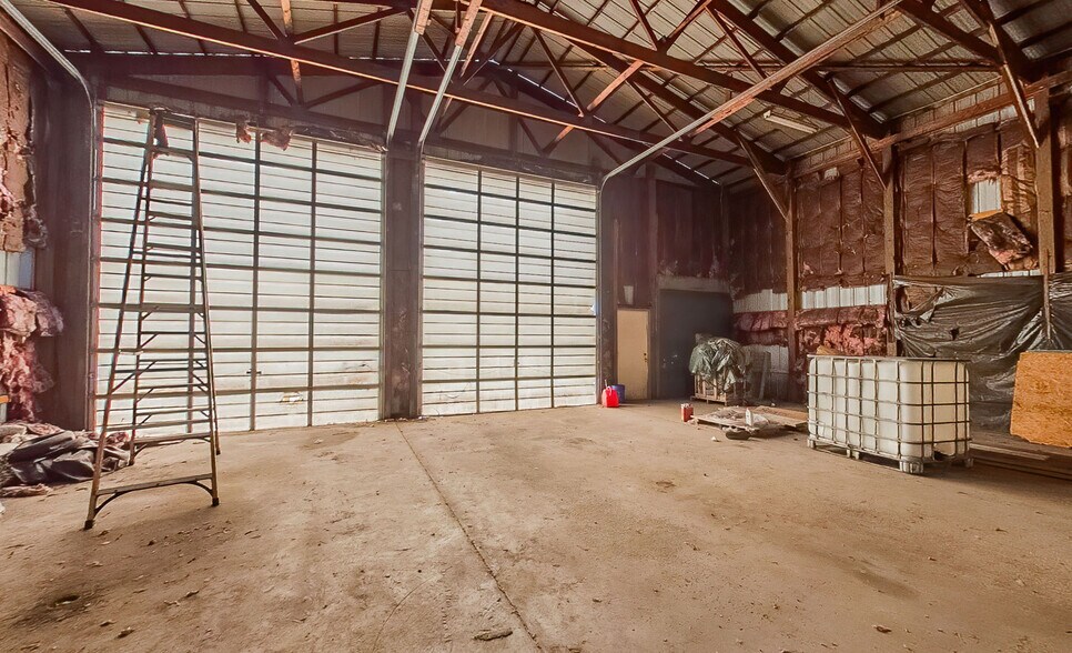 More Photos Of 680 Oak St, Bloomsburg Warehouse For Sale