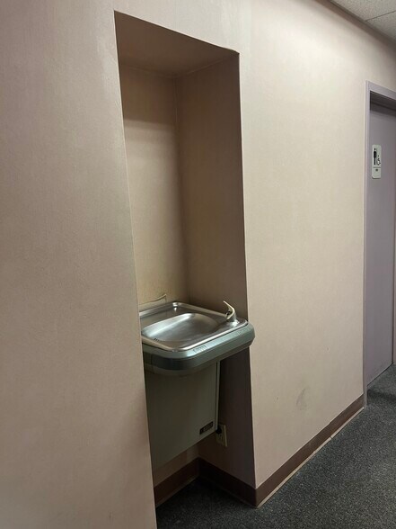 More Photos Of 1739 Citadell Plz, San Antonio Office For Sale
