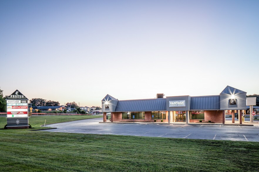 More Photos Of 348 Festus Centre Dr, Festus Storefront Retail Office For Lease