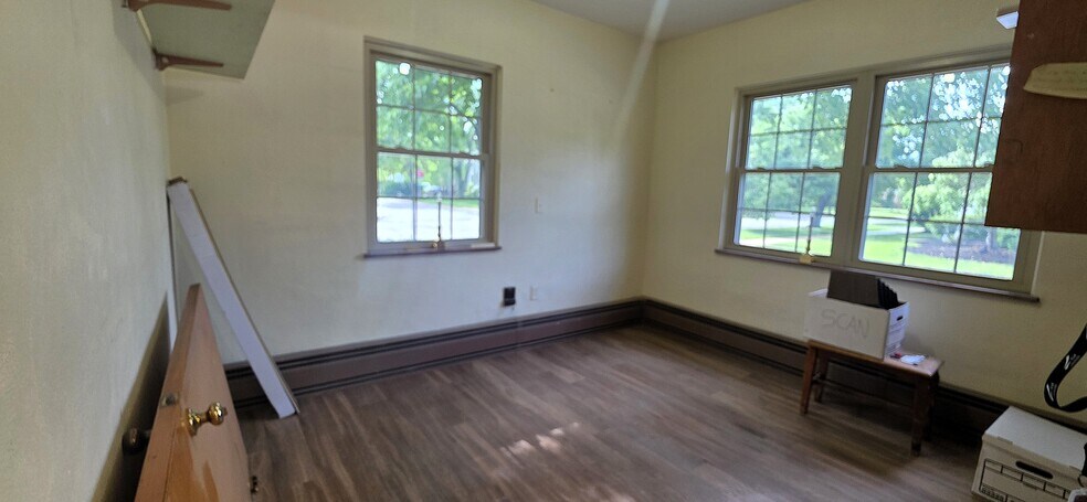 More Photos Of 24 Beech St, Berea Office For Sale