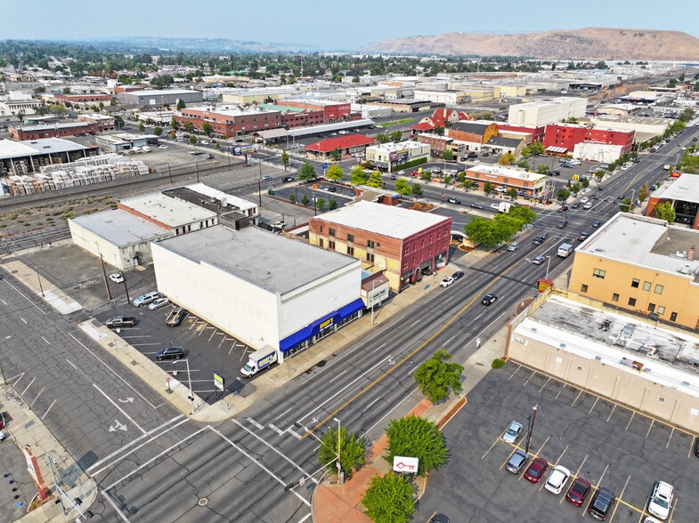 More Photos Of 24 S 1st St, Yakima Freestanding For Sale