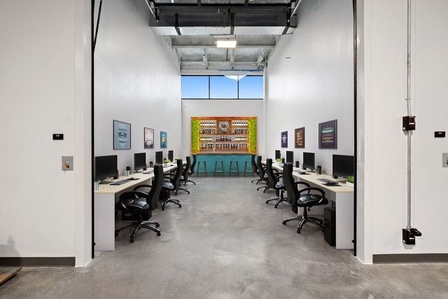 More Photos Of 4229 N FM 620 Hwy, Austin Showroom For Sale