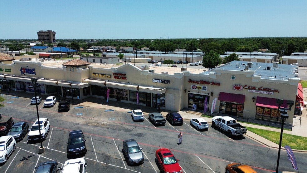 More Photos Of 3809 Call Field Rd, Wichita Falls Unknown For Lease
