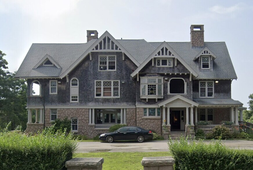 More Photos Of 558 W Falmouth Hwy, Falmouth Rehabilitation Center For Sale