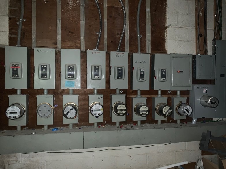 More Photos Of 1061 N Broadway, Massapequa Medical For Sale