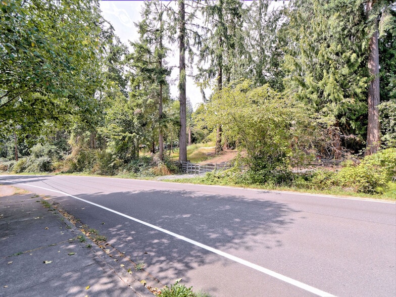 More Photos Of 17204 Northup Way, Bellevue Land For Sale