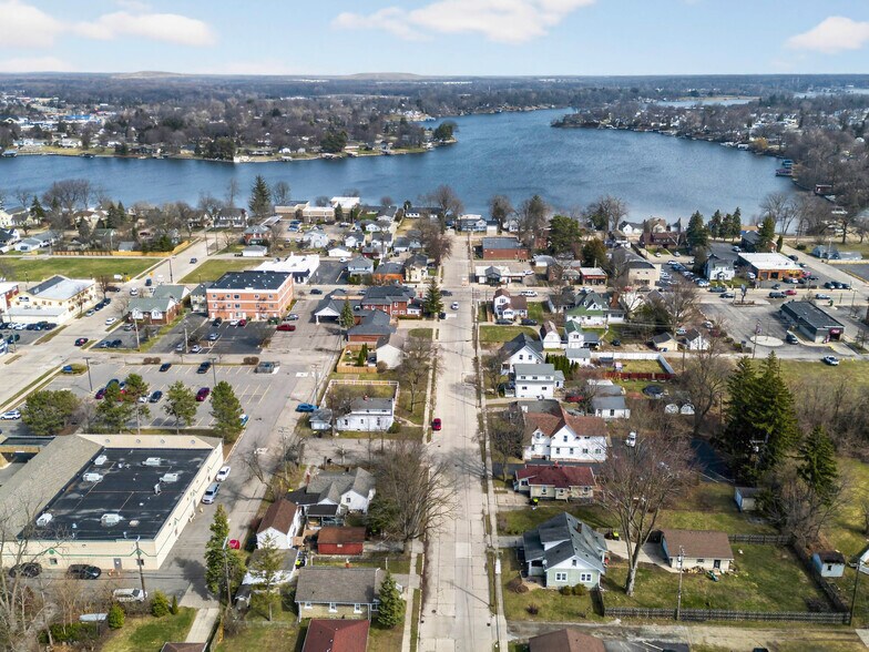 More Photos Of 175 2nd St, Belleville Office For Sale