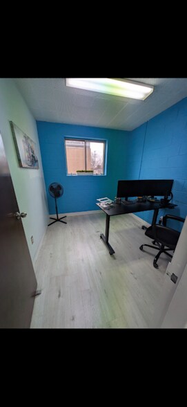 More Photos Of 404-406 E Fourth St, Royal Oak Office For Lease
