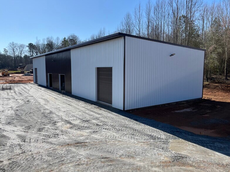 More Photos Of 2036 Frontage Rd, Anderson Warehouse For Sale