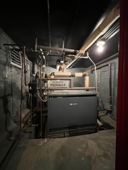 More Photos Of 127 N 4th St, Brooklyn Apartments For Sale