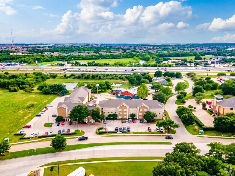 More Photos Of 1920 Lakepointe Dr, Lewisville Hotel For Sale