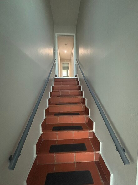 More Photos Of 1130-1132 McKendrie St, San Jose Medical For Lease