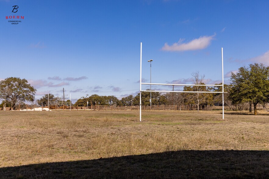 More Photos Of 601 Peterson Farm Rd, Kerrville Land For Sale