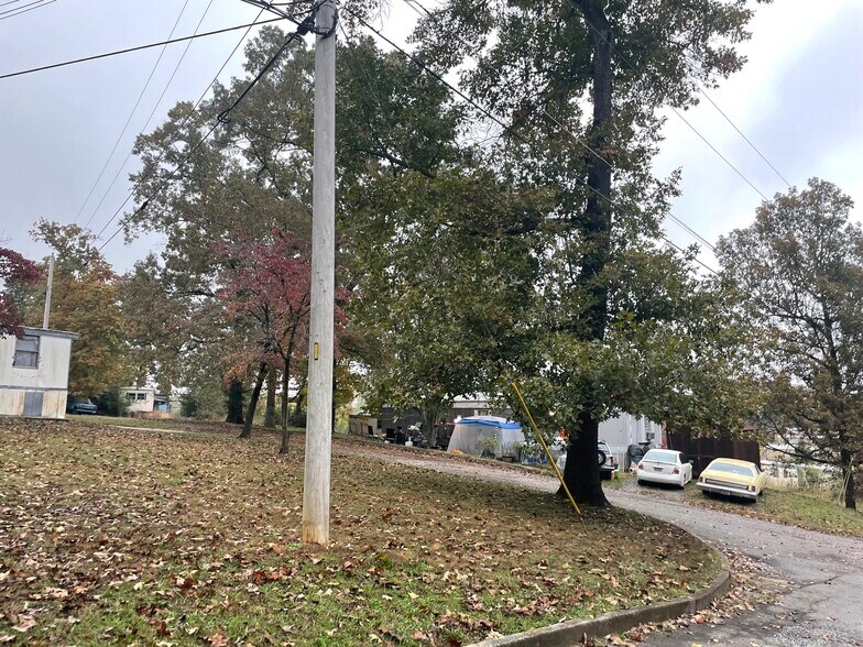 More Photos Of 1 Bailey Ln, Rossville Manufactured Housing Mobile Home Park For Sale