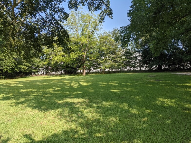 Primary Photo Of 517 N Main St, Fuquay Varina Land For Sale