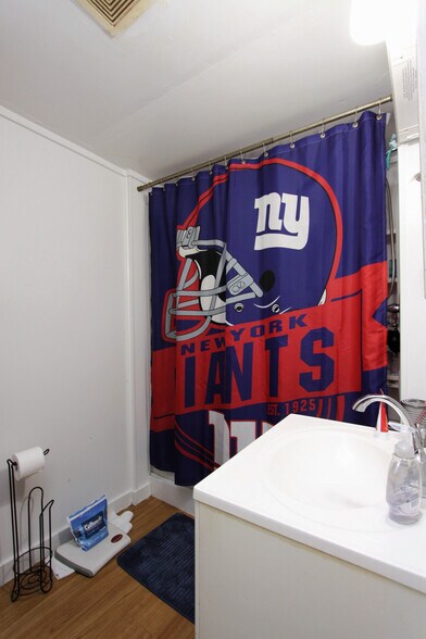 More Photos Of 25 Adams St, Kingston Apartments For Sale