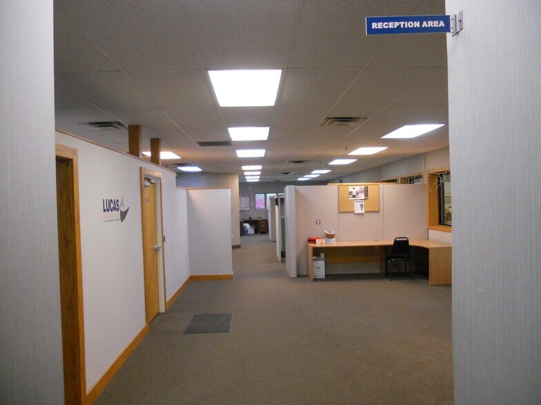 More Photos Of 10 Precision Dr, North Springfield Industrial For Lease