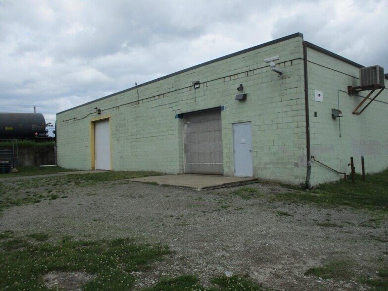 More Photos Of 21 Ashley St, Buffalo Warehouse For Sale