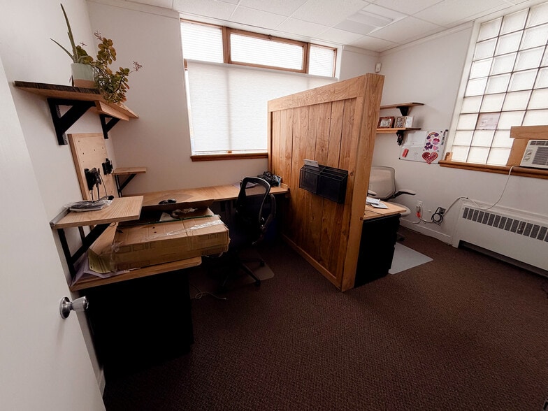 More Photos Of 5420 W State St, Milwaukee Distribution For Lease